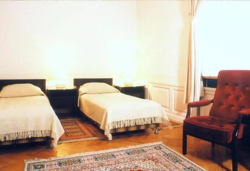 اتاق استاندارد, Zamek Pułtusk Dom Polonii