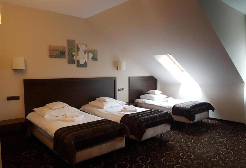 חדר קומפורט לשלושה, Zimnik Luksus Natury Spa & Wellness