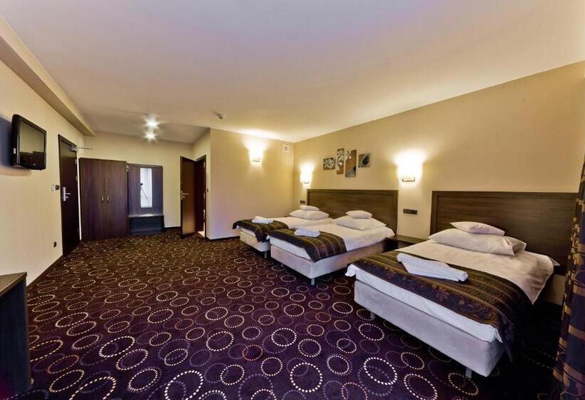 غرفة كومفورت ثلاثية, Zimnik Luksus Natury Spa & Wellness