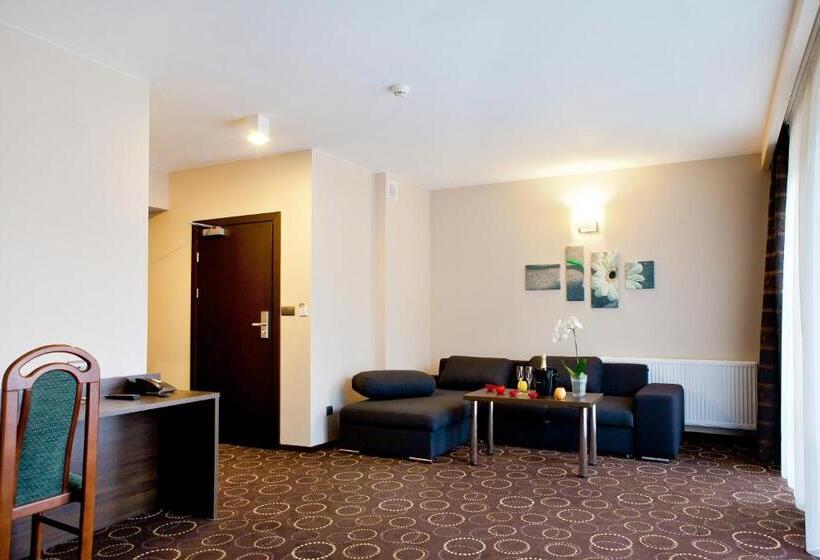 סוויטה עם מרפסת, Zimnik Luksus Natury Spa & Wellness