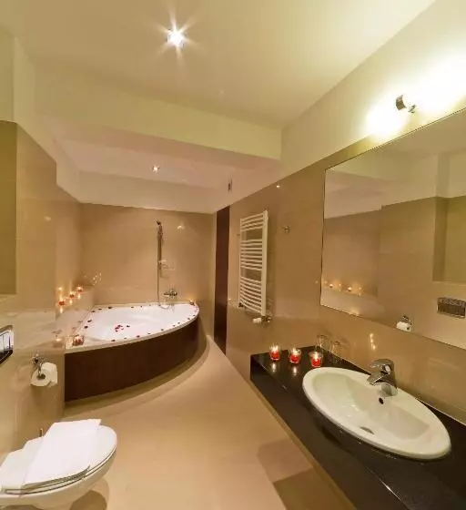バルコニー付スイート, Zimnik Luksus Natury Spa & Wellness
