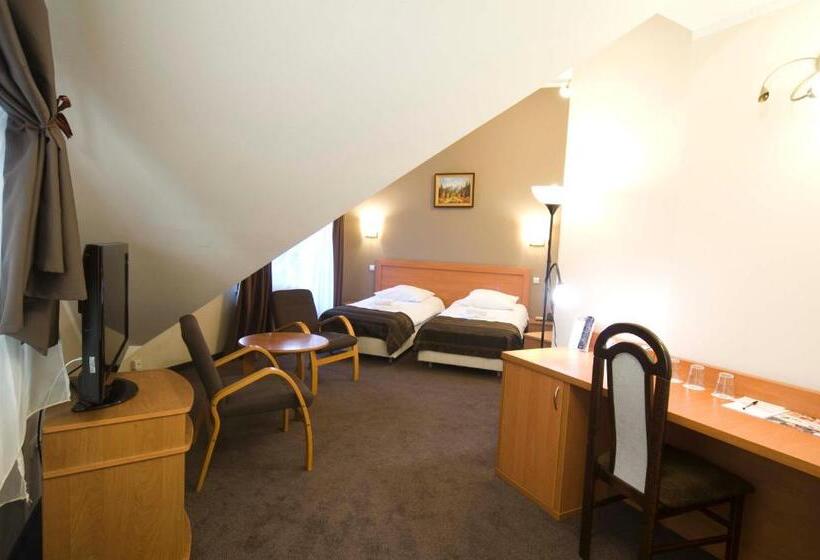 חדר סטנדרט לשלושה, Zimnik Luksus Natury Spa & Wellness