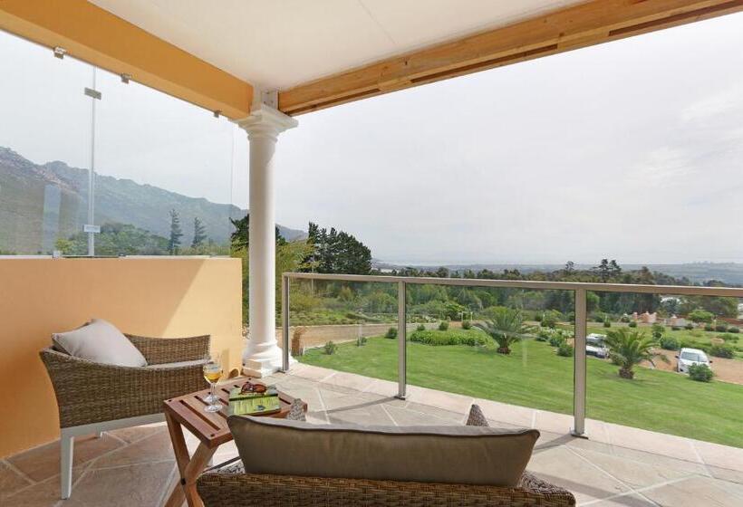 جناح إدارى, Apricot Gardens Guesthouse