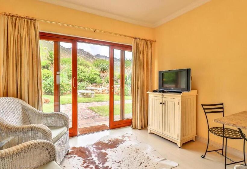 غرفة ديلوكس مطلة على الجبل, Apricot Gardens Guesthouse