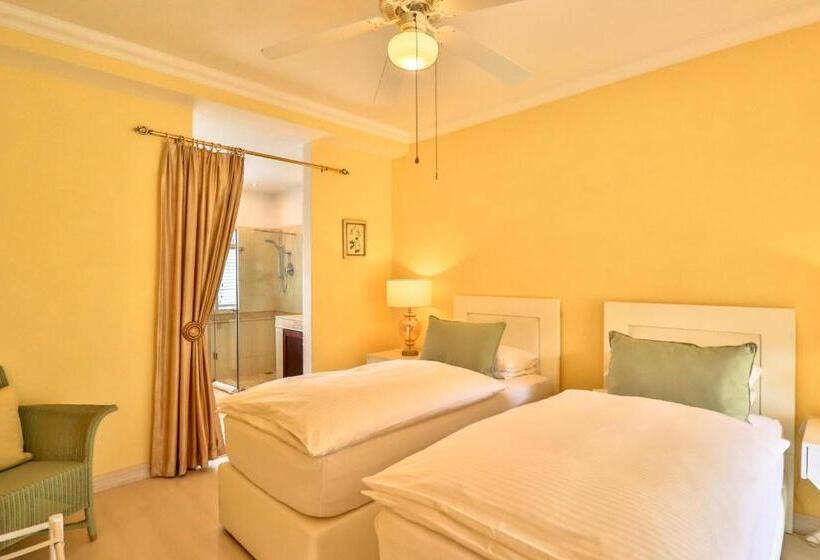 غرفة ديلوكس مطلة على الجبل, Apricot Gardens Guesthouse