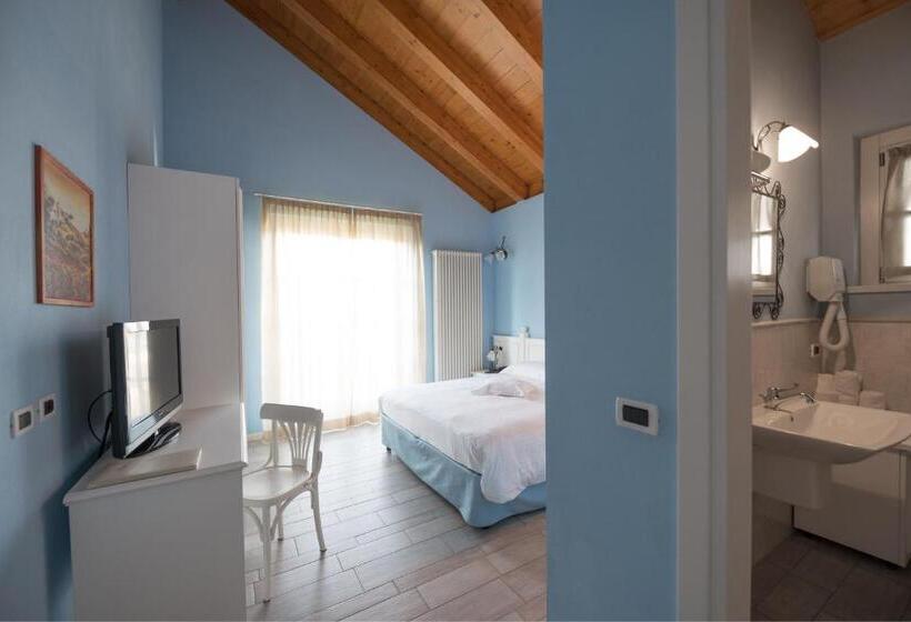 חדר סופריור עם נוף להרים, T Ami Hotel Resort Spa