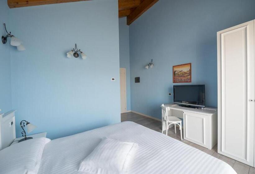 חדר סופריור עם נוף להרים, T Ami Hotel Resort Spa