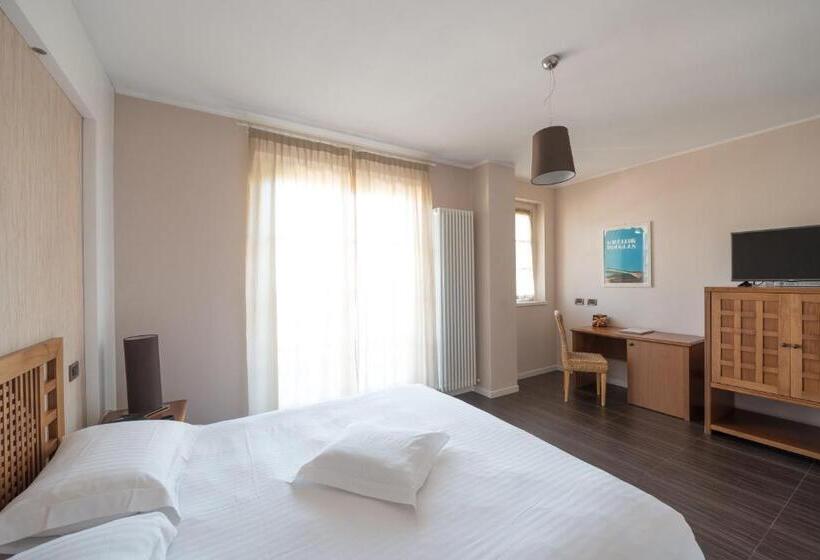 חדר סופריור עם נוף להרים, T Ami Hotel Resort Spa