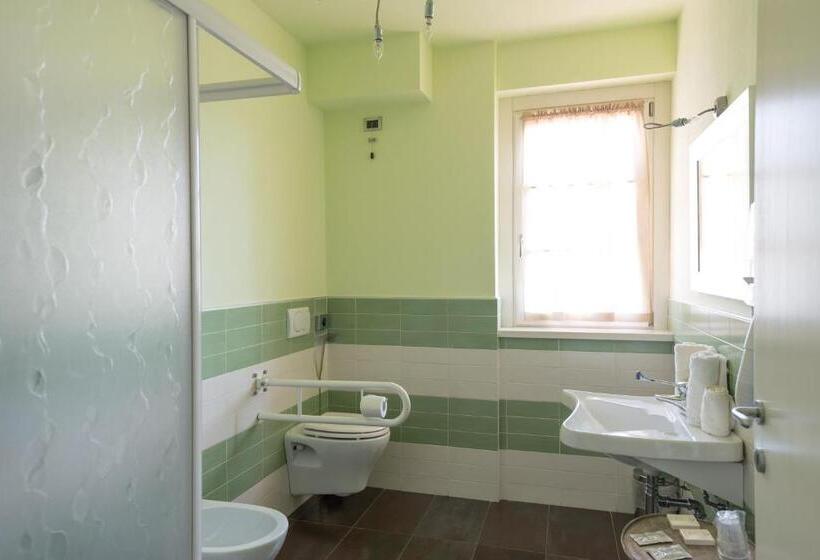 חדר סופריור עם נוף להרים, T Ami Hotel Resort Spa