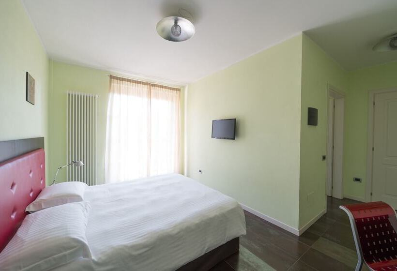 חדר סופריור עם נוף להרים, T Ami Hotel Resort Spa