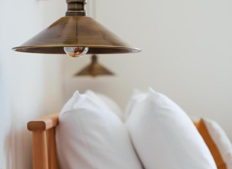 标准间, Suolo Urla