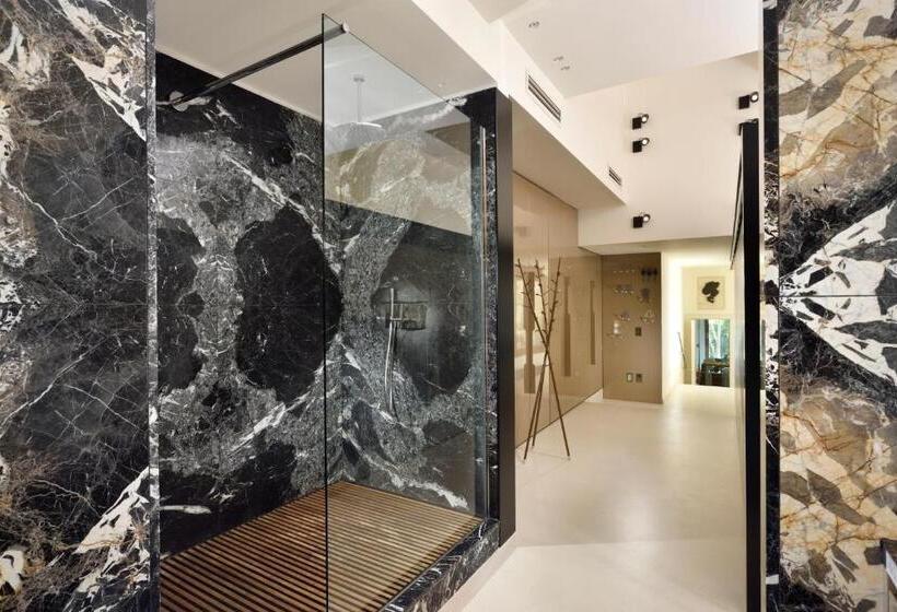 جناح, The Magic Forte