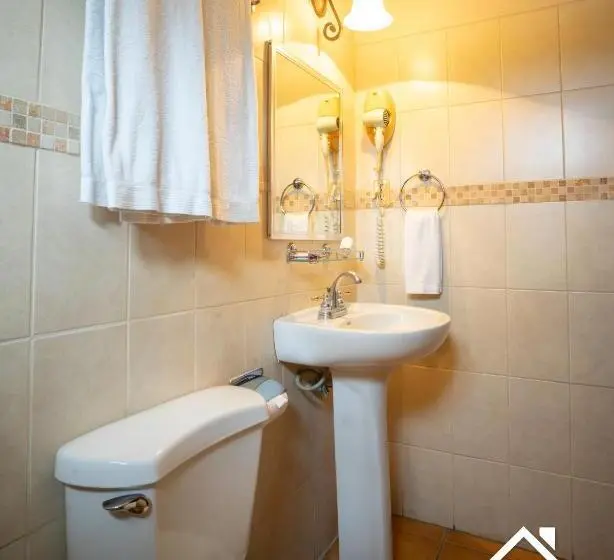 اتاق استاندارد سه نفره, Apart Hotel La Trejo
