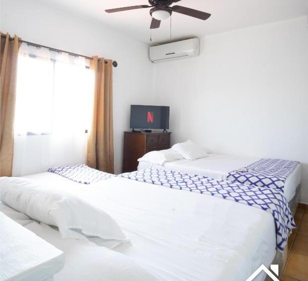 اتاق استاندارد سه نفره, Apart Hotel La Trejo