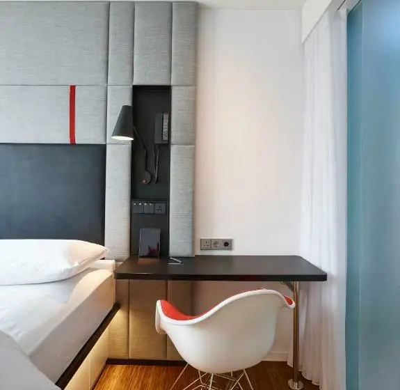 キングサイズベッドのスタンダードルーム, Citizenm London Victoria Station