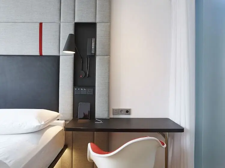 キングサイズベッドのスタンダードルーム, Citizenm London Victoria Station