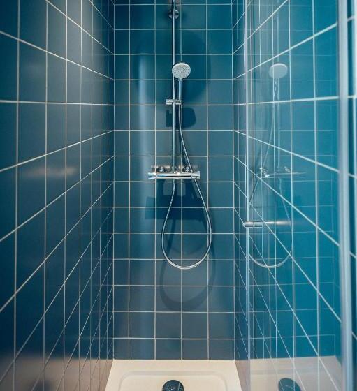 اتاق استاندارد سه نفره, Jost Hôtel Bordeaux Centre Gare Saint Jean