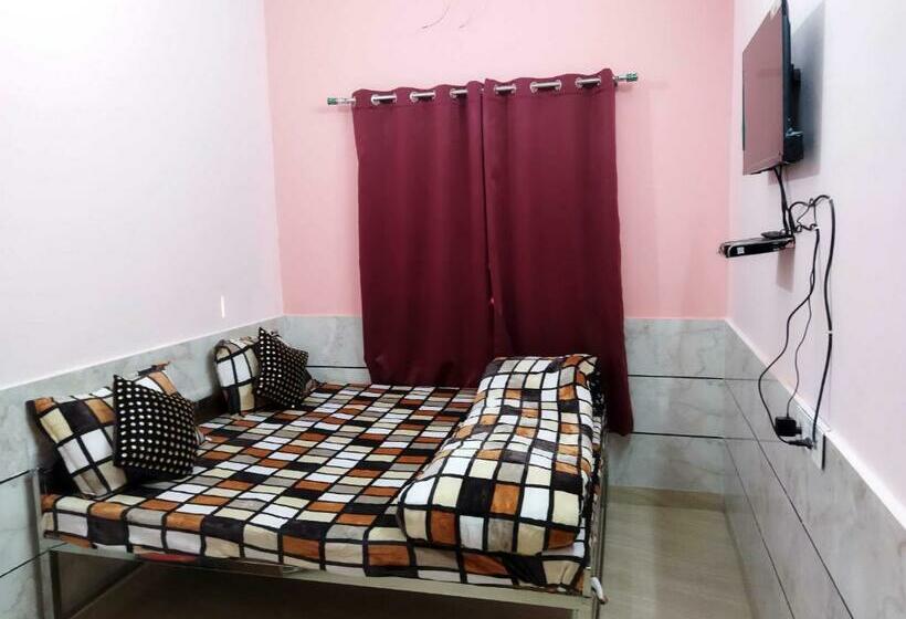 트리플 클래식 룸, Pop 85307  Four Seaons