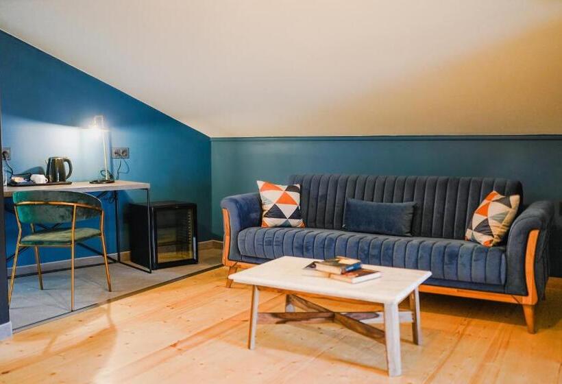 سوییت, Suatis Resort Kazbegi