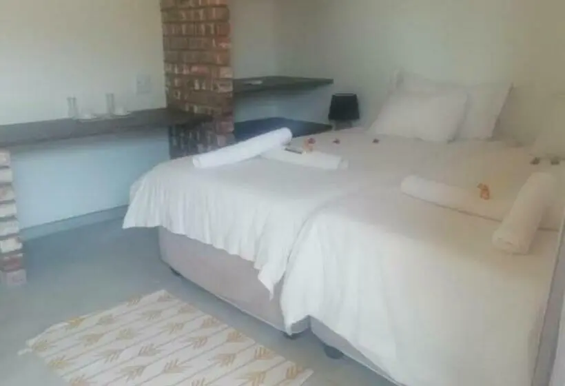 اتاق کلاسیک, The Farmhouse Boutique Guesthouse And Beergarden Cc