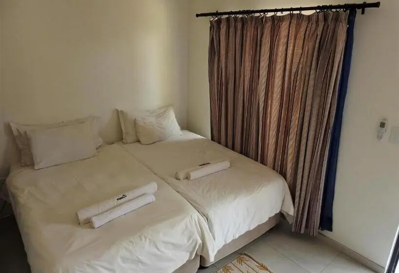 اتاق استاندارد چهار تخته, The Farmhouse Boutique Guesthouse And Beergarden Cc