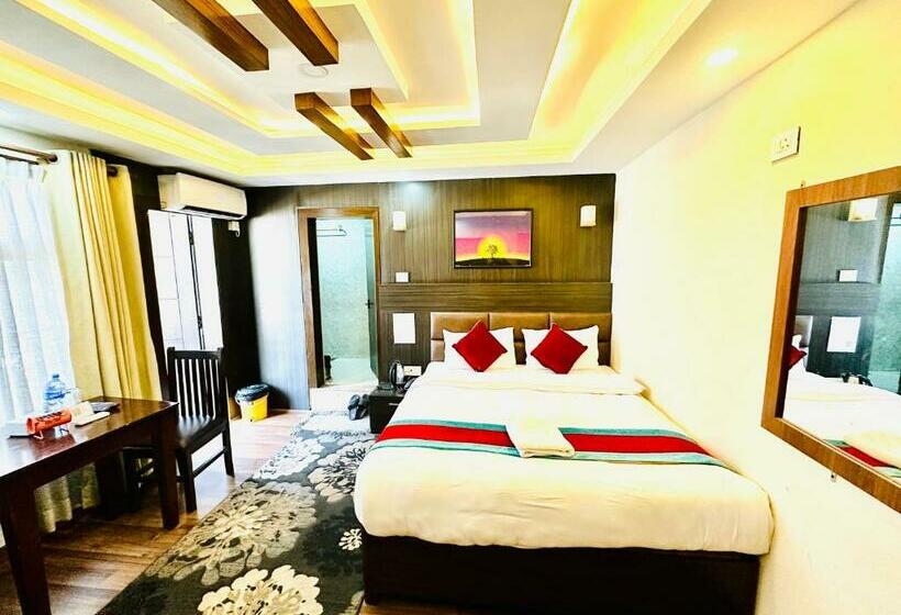 اتاق لوکس, Airport Deepshree