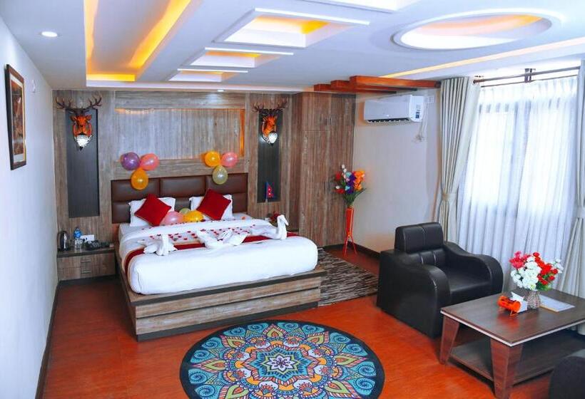 سوییت, Airport Deepshree