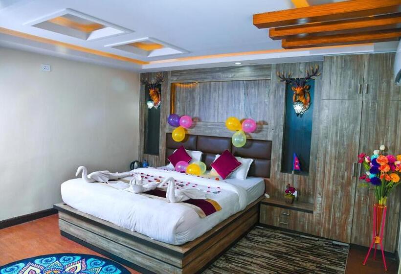 سوییت, Airport Deepshree