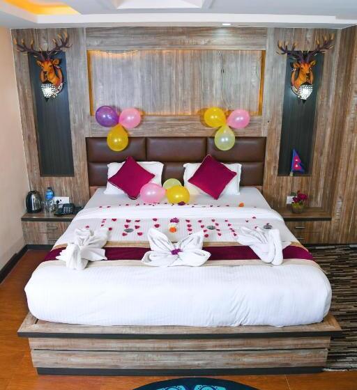 سوییت, Airport Deepshree