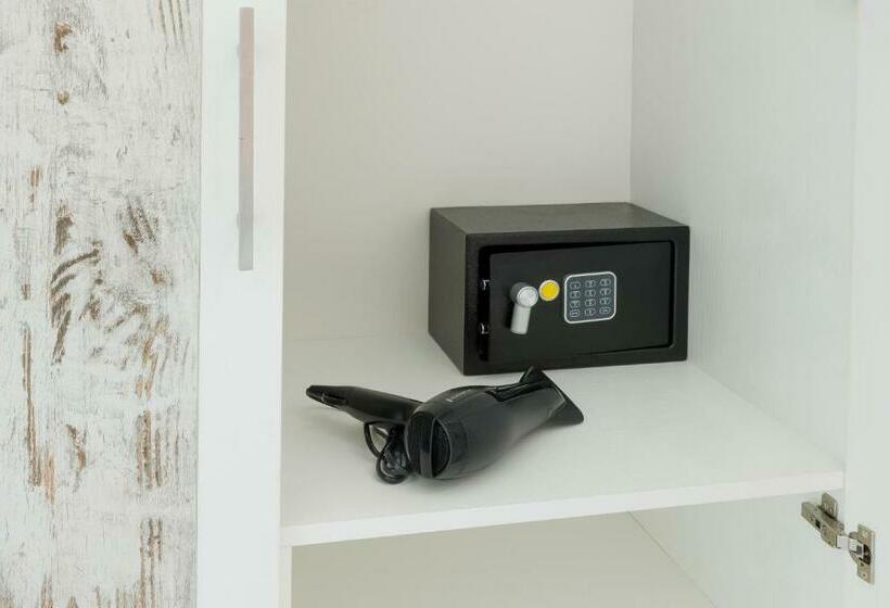 غرفة ديلوكس, Mercury Beach