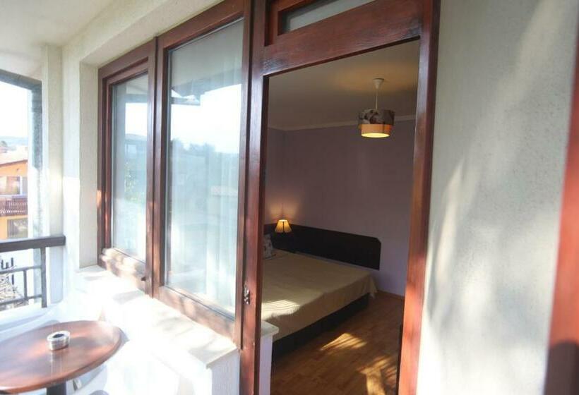 اتاق استاندارد با بالکن, Guest House Yanita