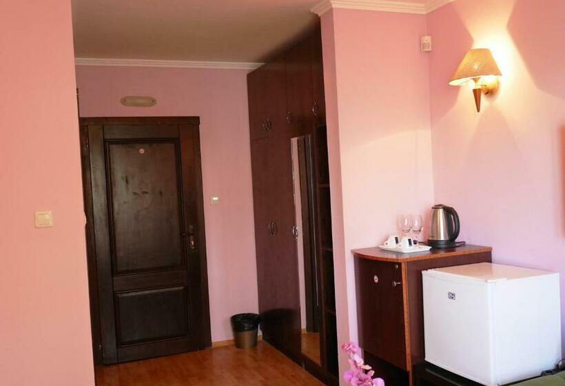 バルコニー付きスタンダードルーム, Guest House Yanita