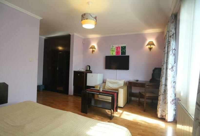 스탠다드 발코니 룸, Guest House Yanita