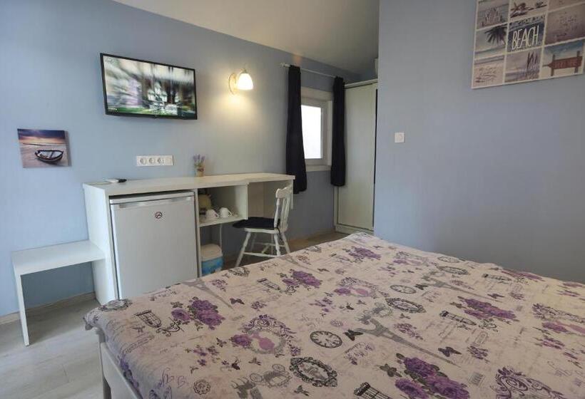 シャレー1寝室, Guest House Yanita