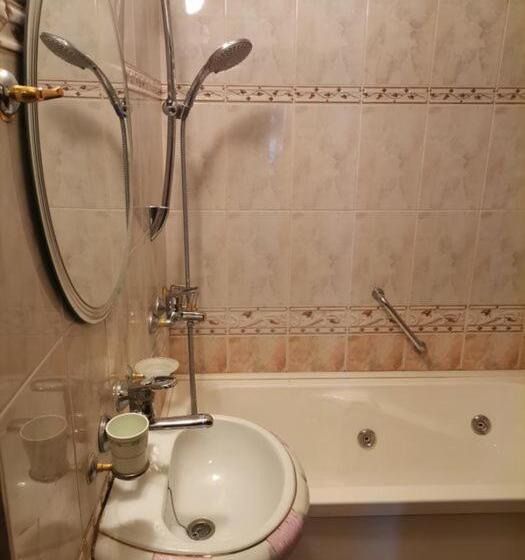 海の見える1ベッドルームアパートメント, Guest House Yanita