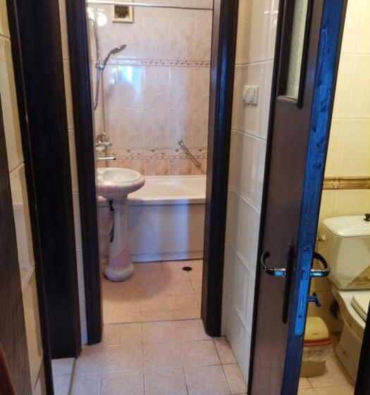 海の見える1ベッドルームアパートメント, Guest House Yanita