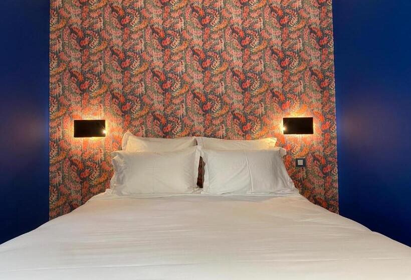 غرفة قياسية, Villa Sainte Anne