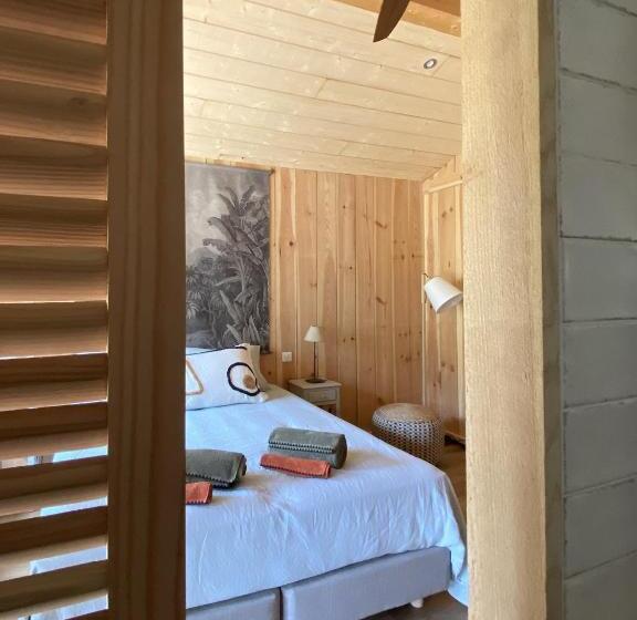 اتاق راحتی سه تخته, Villacanau