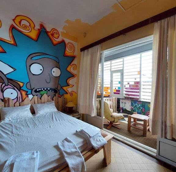 اتاق استاندارد با چشم‌انداز دریا, The Green Hostel