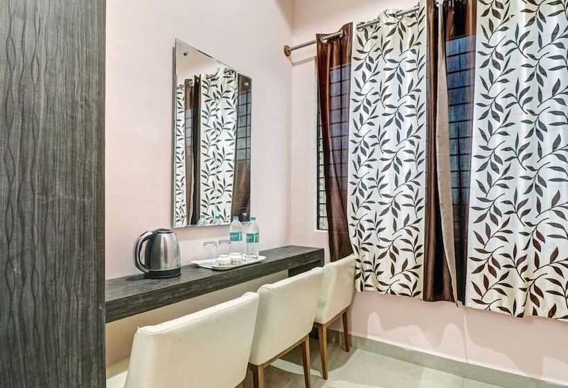 Номер Стандарт, Grand Jp Inn Near 2 Km From Gundlupet Bus Stand