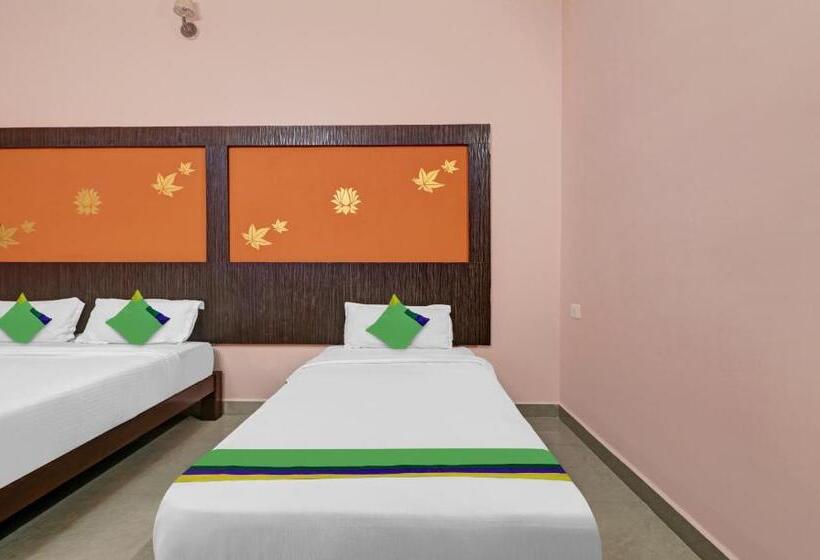 豪华三人间, Grand Jp Inn Near 2 Km From Gundlupet Bus Stand
