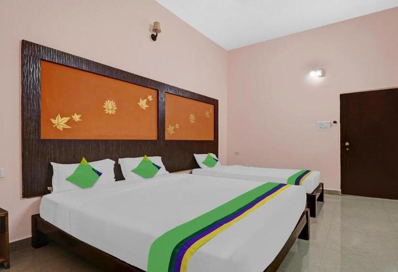 Трехместный Номер Deluxe, Grand Jp Inn Near 2 Km From Gundlupet Bus Stand