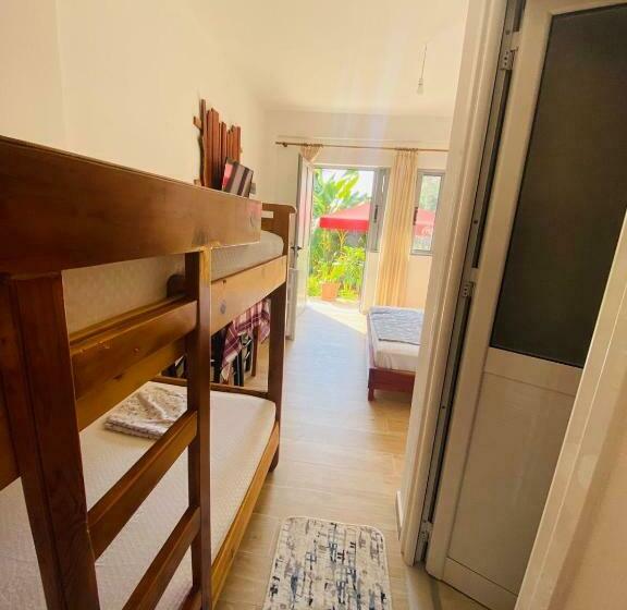 آپارتمان 1 خوابه, Tropikal Freskia Bunec