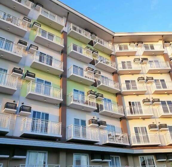 استودیوی استاندارد, Ania Summer Rooms