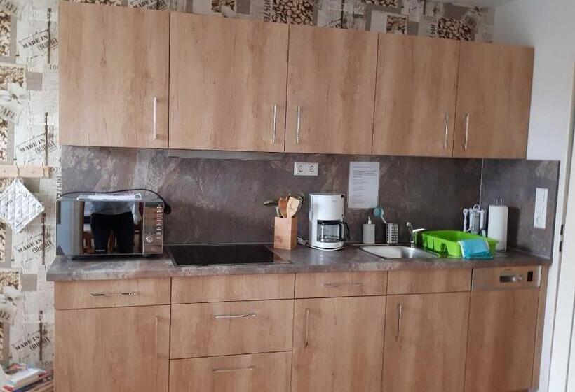 דירת חדר עם טרסה, Ferienwohnung Rombachs Spatzennest