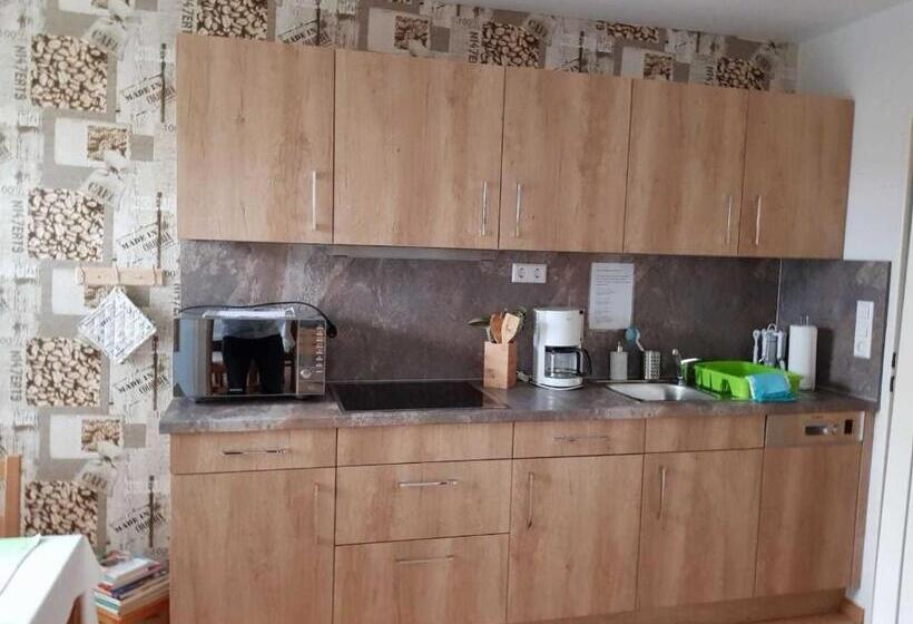 דירת חדר עם טרסה, Ferienwohnung Rombachs Spatzennest