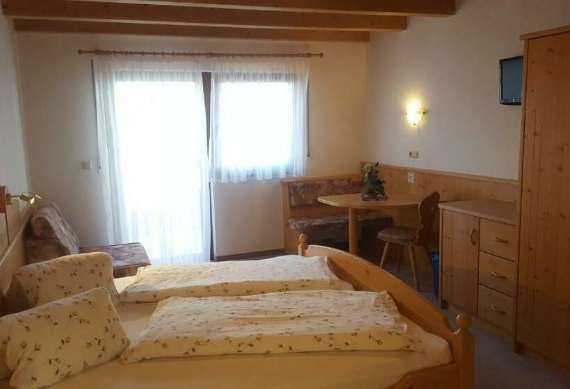 标准间带阳台, Gasthof Walde