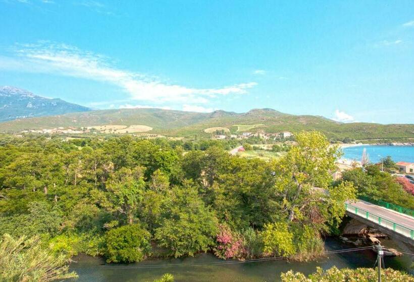 オーシャンビュースタンダードルーム, Macchia E Mare