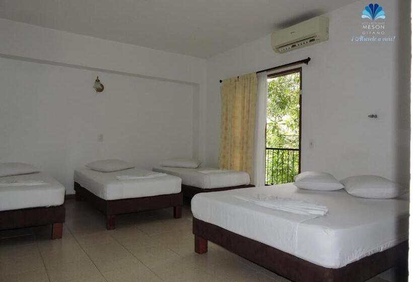 패밀리 룸, Y Restaurante Mesón Del Gitano