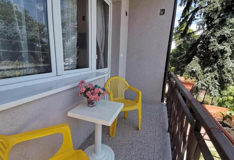 스탠다드 발코니 룸, Guest House 51